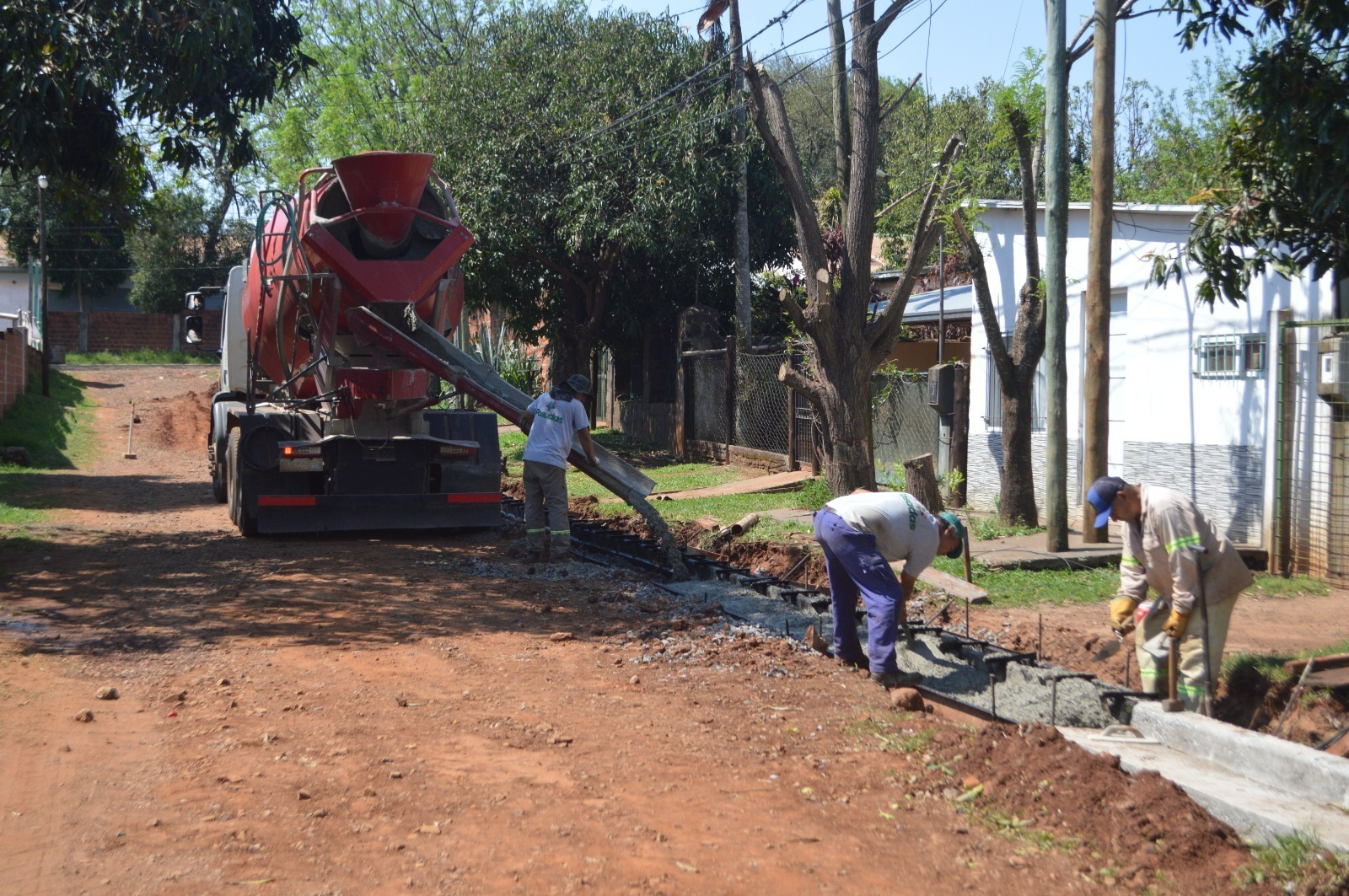 <p>Posadas sostiene un plan de obras que fortalece la infraestructura y el desarrollo de los barrios</p>